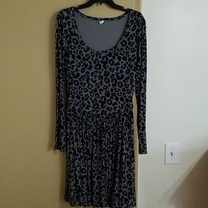 Old Navy leopard print dress size L, like new